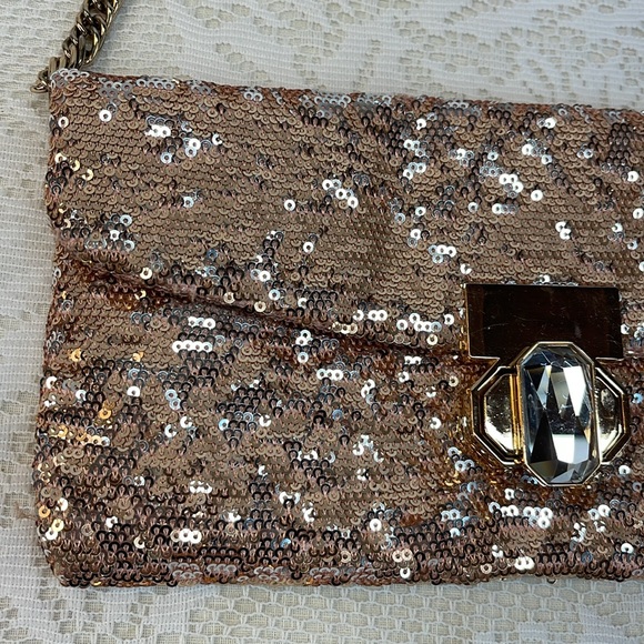Deux Lux rose gold sequin clutch purse with strap - Picture 4 of 9